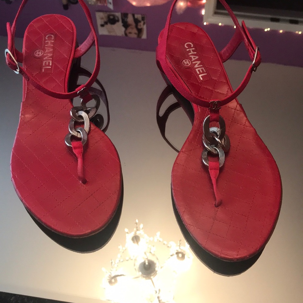 Chanel sandals🎈100$ today only price is firm